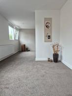Taupe coupon vloerbedekking 260 x 430, Huis en Inrichting, Stoffering | Vloerbedekking, Ophalen, Zo goed als nieuw, Tapijt, 10 tot 25 m²