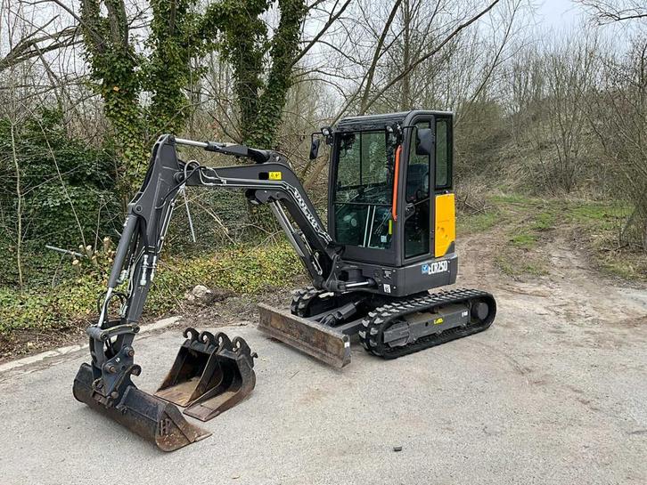 2023 Volvo ECR25D Minigraafmachine, Zakelijke goederen, Machines en Bouw | Kranen en Graafmachines, Graafmachine
