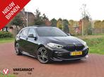 BMW 1-serie 118i Executive Edition | M Sport | Panoramadak |, 65 €/maand, Stof, Gebruikt, Zwart