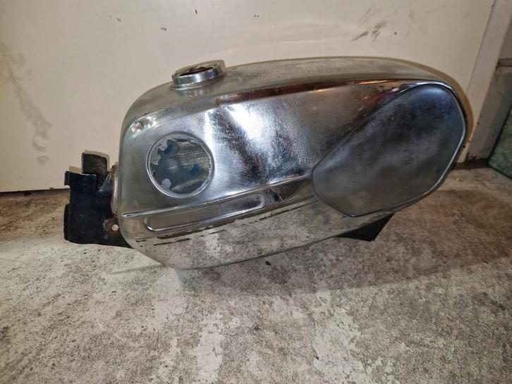 Originele Zündapp flappentank met werk, Fietsen en Brommers, Brommeronderdelen | Zundapp, Gebruikt, Tank, Ophalen of Verzenden