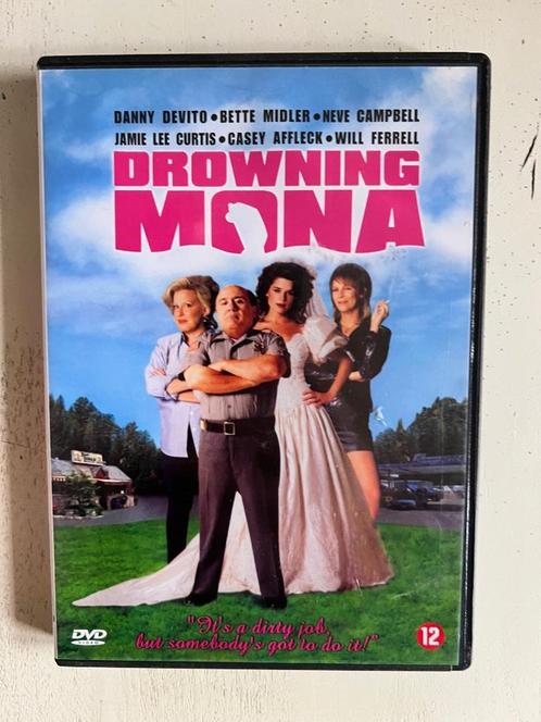 Drowning Mona, Cd's en Dvd's, Dvd's | Komedie, Gebruikt, Vanaf 12 jaar, Verzenden