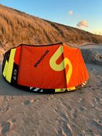 Slingshot machine v3 7meter kite NIEUW, Watersport en Boten, Kitesurfen, Geen board, Ophalen of Verzenden, Zo goed als nieuw