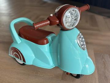 Loopscooter Vespa beschikbaar voor biedingen