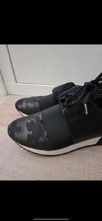 Sneaker, Ophalen of Verzenden, Zo goed als nieuw, Sneakers of Gympen