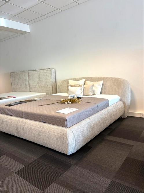 Bedden Voorraad met Opbergruimte + Matras, Huis en Inrichting, Slaapkamer | Bedden, Nieuw, Tweepersoons, 180 cm, 200 cm, Stof