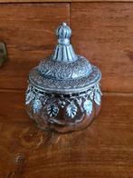 Decoratieve glazen pot met gedetailleerde deksel, Antiek en Kunst, Ophalen of Verzenden