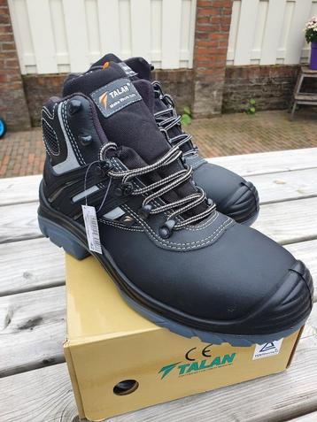 Opruiming veiligheidsschoenen € 20,00 Maat 41 beschikbaar voor biedingen