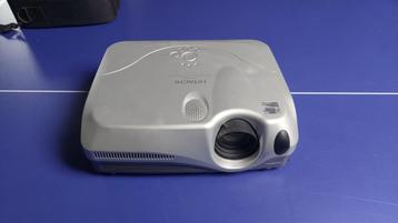 Hitachi CP-X440 projector beamer beschikbaar voor biedingen