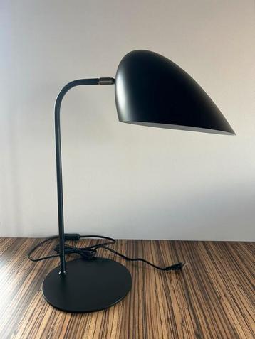Frandsen tafellamp model  Hitchcock zwart als nieuw beschikbaar voor biedingen