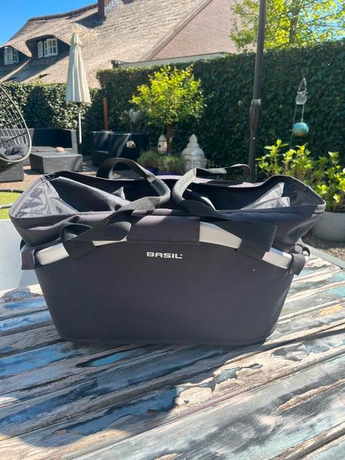 Basil Classic Carry All Iso Basket MIK - fietsmand, Fietsen en Brommers, Fietsaccessoires | Fietsmanden, Zo goed als nieuw, Ophalen of Verzenden