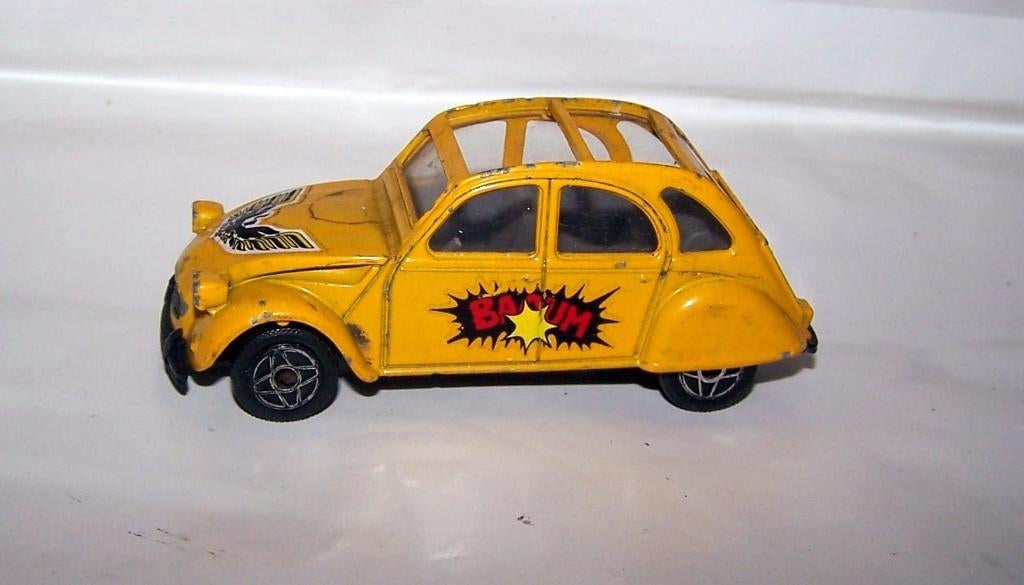 Solido No. 1301 Citroën 2CV6. 1/43. Izgs., Hobby en Vrije tijd, Modelauto's | 1:43, Ophalen of Verzenden, Zo goed als nieuw, Auto