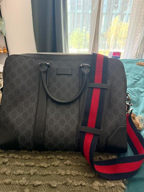 Gucci GG Supreme Zwarte Aktetas, Sieraden, Tassen en Uiterlijk, Tassen | Reistassen en Weekendtassen, Gebruikt, Zwart, 60 tot 80 cm