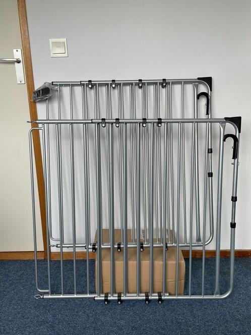2 Traphekjes van A3 Safety Door, Kinderen en Baby's, Traphekjes, Gebruikt, Schroefhekje, Metaal of IJzer, 100 tot 115 cm, Ophalen of Verzenden