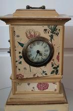 Klok, Ophalen, Wandklok