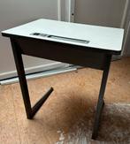 Vintage School Tafeltje / Bureau, Huis en Inrichting, Gebruikt, Minder dan 50 cm, Ophalen of Verzenden, Rechthoekig