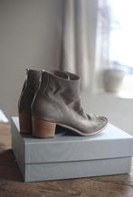 Mooie laarsjes van officine creative maat 40, Kleding | Dames, Schoenen, Ophalen of Verzenden, Zo goed als nieuw, Zwart