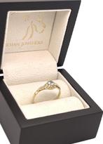 Vintage Gouden Ring Briljant Geslepen Baby Blue Topaas