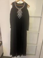 Beautiful black party gown cold shoulder, Kleding | Dames, Jurken, Verzenden, Nieuw, Zwart, Onder de knie