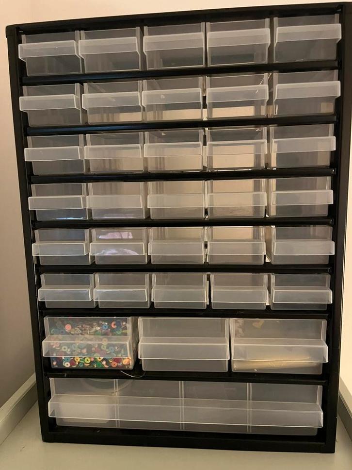 Kralen & kralenkast, Hobby en Vrije tijd, Kralen en Sieraden maken, Zo goed als nieuw, Kraal, Ophalen of Verzenden