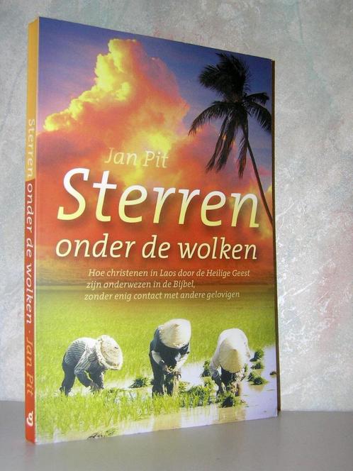 Jan Pit - Sterren onder de wolken, Boeken, Godsdienst en Theologie, Zo goed als nieuw, Christendom | Katholiek, Christendom | Protestants
