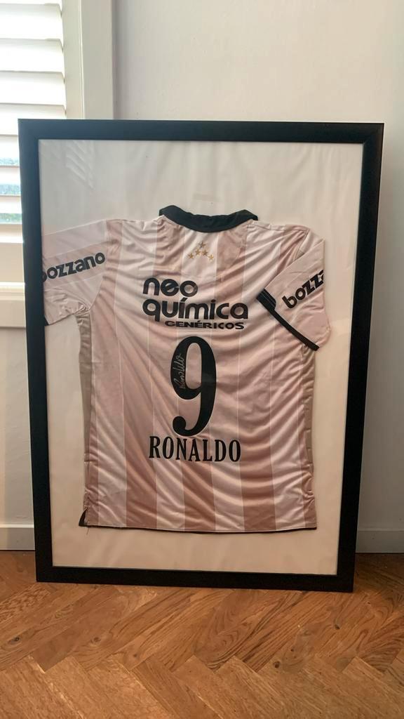 Gesigneerd shirt Ronaldo Luís Nazário de Lima, Sport en Fitness, Voetbal, Zo goed als nieuw, Shirt, Ophalen