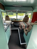 Unieke Dodge Grumman Camper uit 1974 - APK vrij!, Caravans en Kamperen, Campers, Standaard zit, Alkoof, Particulier, Koelkast