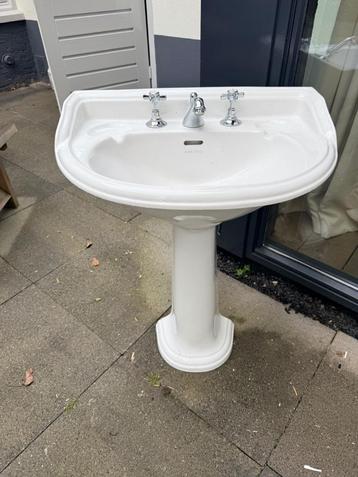 Luxe wasbak beschikbaar voor biedingen