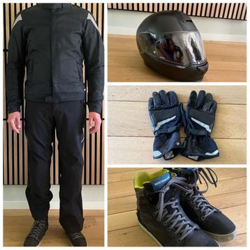 Complete set BMW motorkleding incl. helm, schoenen en handsc beschikbaar voor biedingen