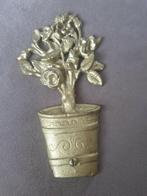 Oud gietijzeren ornament mand met bloemen. Goudkleur gemaakt, Antiek en Kunst, Ophalen of Verzenden