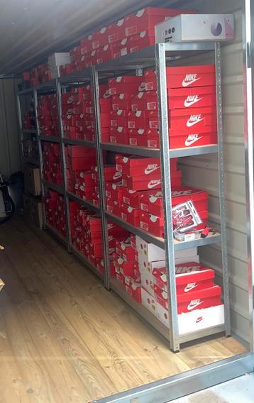 200+ Nike Air max 1, air max 90, dunk, jordans, asics beschikbaar voor biedingen