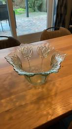 Mooie vintage tulpenvaas, Verzenden, Minder dan 50 cm, Groen, Glas