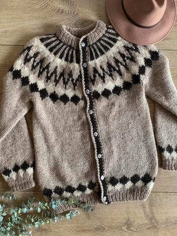 Hilda ltd wollen vest L bohemian wool cardigan beschikbaar voor biedingen