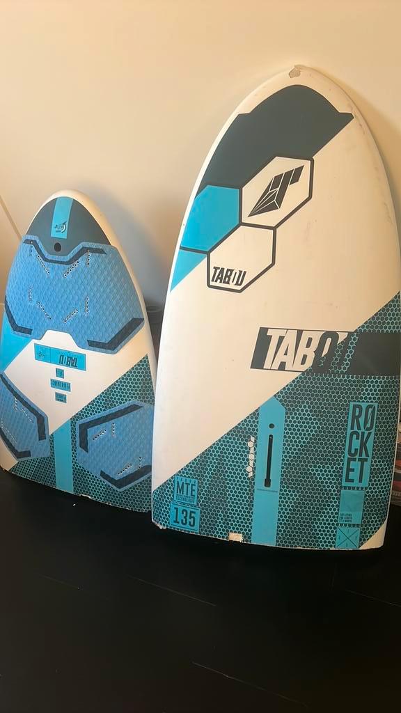 Surfplank decoratie, Watersport en Boten, Windsurfen, Zo goed als nieuw, Plank, Minder dan 5 m², Ophalen