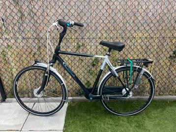 Mooie Gazelle fiets beschikbaar voor biedingen