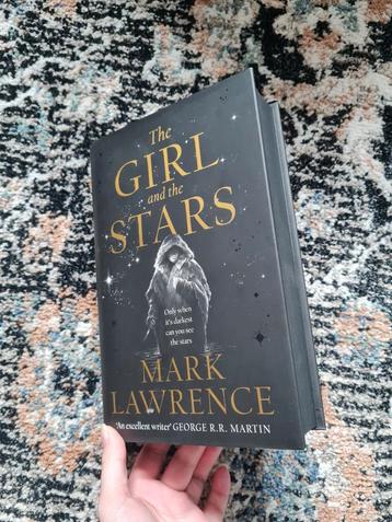 Illumicrate The Girl and The Stars Mark Lawrence beschikbaar voor biedingen