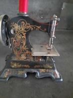 Antieke Naaimachine - Decoratief, Ophalen of Verzenden