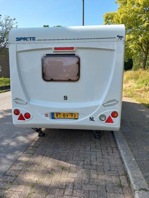 Echt een plaatje van een caravan met een mover, Caravans en Kamperen, Caravans, Particulier, tot en met 4, Rondzit, Sprite, Douche