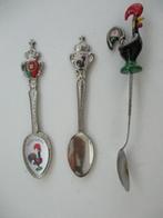 3  souvenir lepeltjes van Portugal., Verzenden, Zo goed als nieuw, Metaal, Bestek