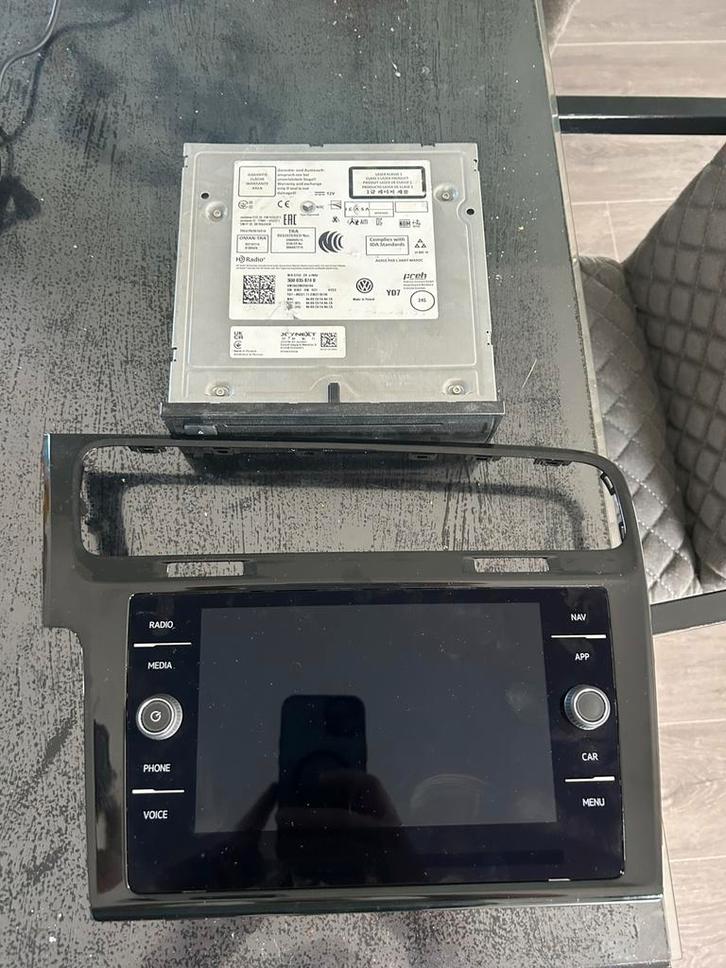 mib 2 unit met scherm en voor frame, Auto diversen, Autoradio's, Zo goed als nieuw, Ophalen of Verzenden