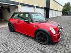 Mini 1.6 16V Cooper S JOHN WORKS AUT, Auto's, Mini, Zwart, 4 cilinders, 4 stoelen, 48 €/maand