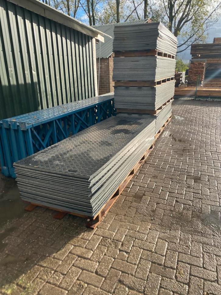 Kunstof rijplaten, Doe-het-zelf en Verbouw, Platen en Panelen, Zo goed als nieuw, Ophalen