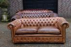 OUTLET: traditioneel Engelse Chesterfield fauteuils  banken, Huis en Inrichting, Banken | Bankstellen, Ophalen, Minder dan 75 cm