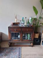 Mooi antiek dressoir met origineel beslag en glas in lood., Huis en Inrichting, Kasten | Dressoirs, Ophalen, Gebruikt, 25 tot 50 cm