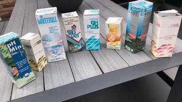 Diverse middeltjes voor de kwaliteit van vijver beschikbaar voor biedingen