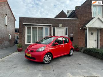 Toyota Aygo 1.0-12V + beschikbaar voor biedingen