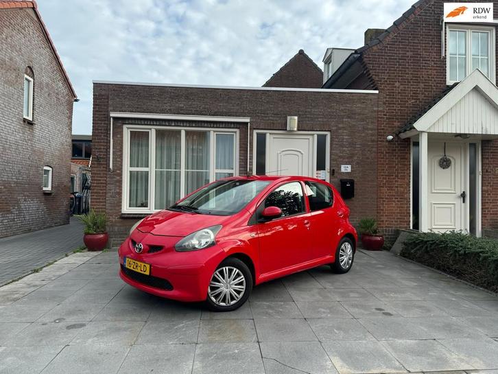 Toyota Aygo 1.0-12V +, Auto's, Toyota, Bedrijf, Te koop, Aygo, ABS, Airbags, Airconditioning, Centrale vergrendeling, Electronic Stability Program (ESP)