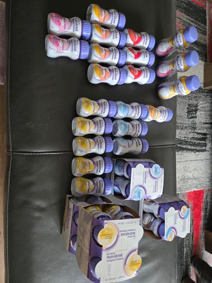 Nutridrink compact 34 flesjes en 3 flesjes nutridrink jucy., Diversen, Levensmiddelen, Ophalen