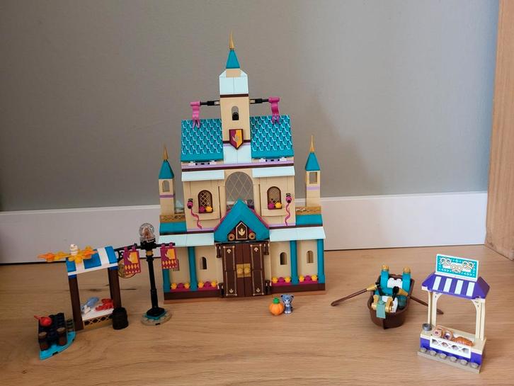 Lego friends: Kasteel Frozen (41167), Kinderen en Baby's, Speelgoed | Duplo en Lego, Zo goed als nieuw, Ophalen of Verzenden