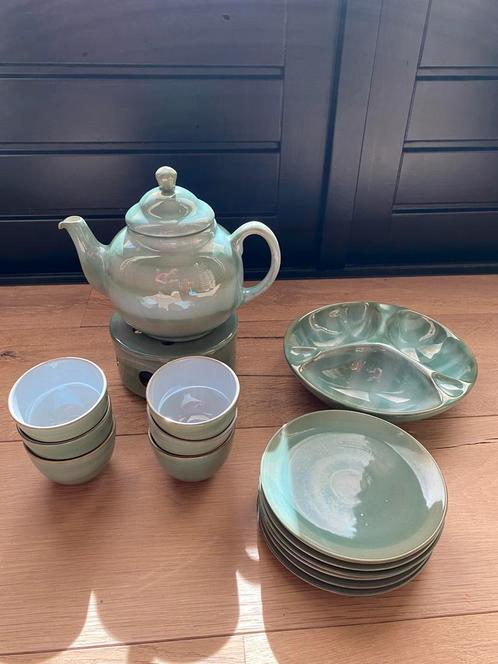 Ambacht Volendam groen theeservies Volendams aardewerk, Huis en Inrichting, Keuken | Servies, Zo goed als nieuw, Bord(en), Overige stijlen