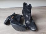 Laarsjes, Ophalen of Verzenden, Zo goed als nieuw, Zwart